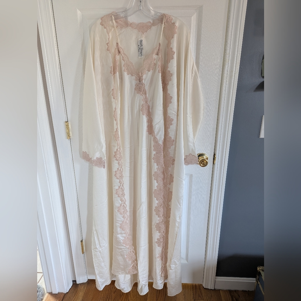 Marsh Bergen Nightgown and Robe